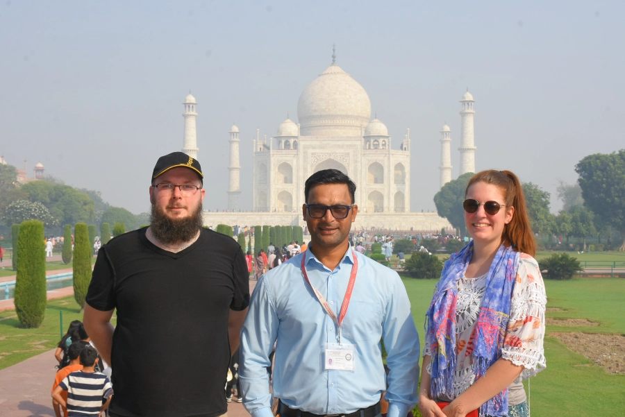 Agra Overnight Tour with Taj Mahal