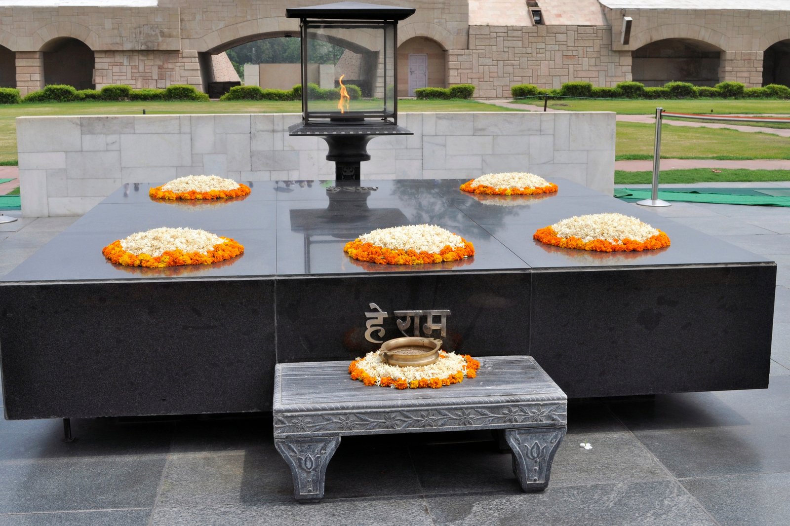 ⁠Agrasen ki Baoli, Purana Kila, Rajghat, Jama Masjid, Walking Food tour