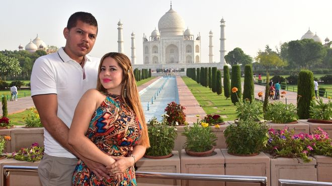 all inclusive taj mahal sunrise private trip from delhi